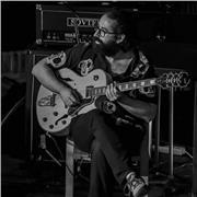 ¿Clases de guitarra o karaoke con cuerdas?